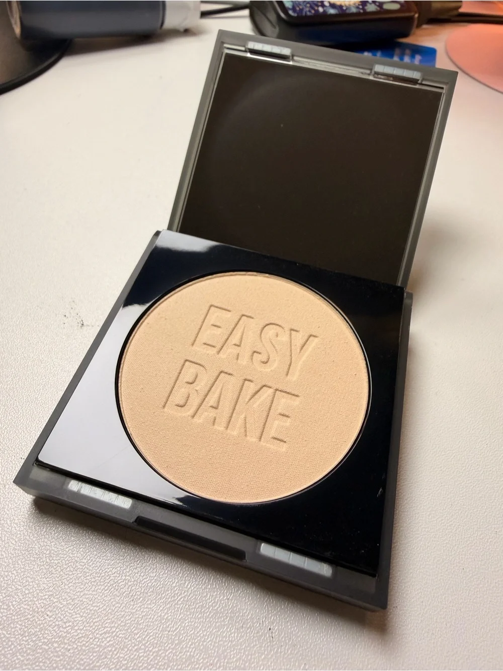Huda Beauty pound cake pressed powder